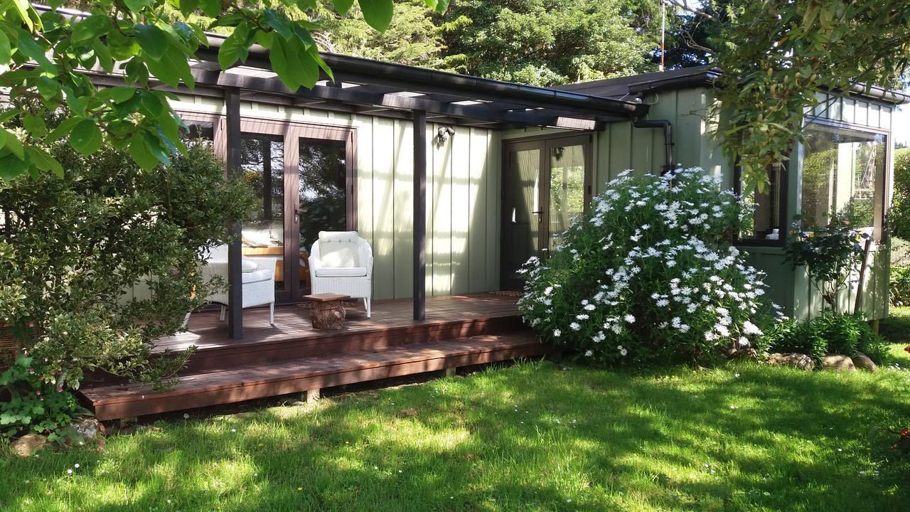 Гостевой дом Idyllic Country Garden Manakau Экстерьер фото